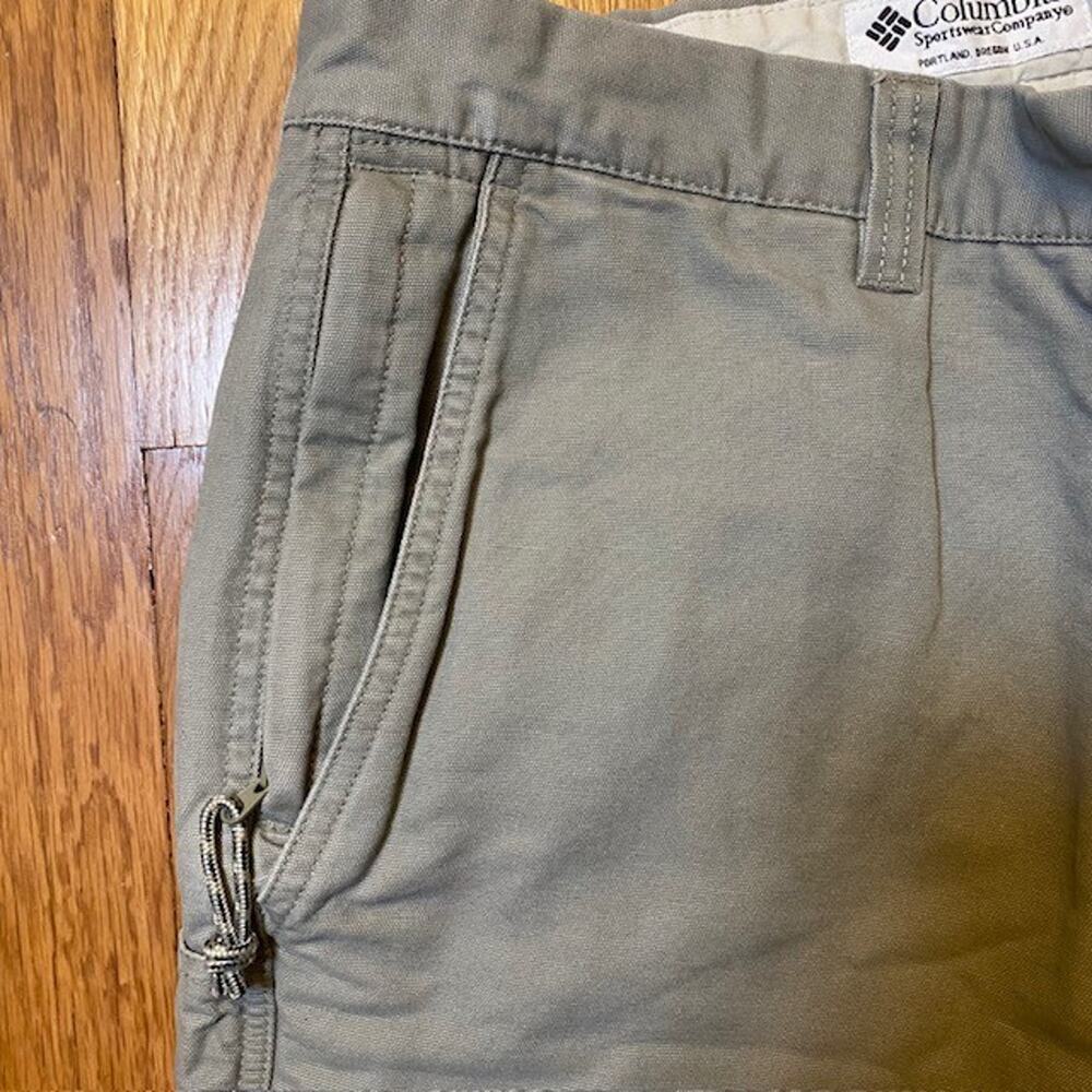 Columbia Mens 34 Flat Front Tan Khaki 5 Pocket Fishing Hike Chino Shorts Cotton - Picture 6 of 7
